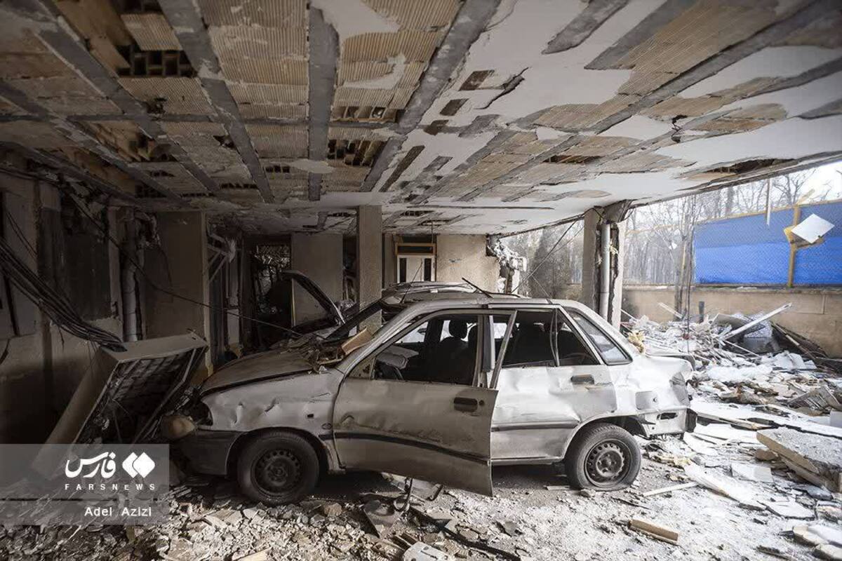 تخریب مجتمع مسکونی در اراک برای اثر حمله موشکی