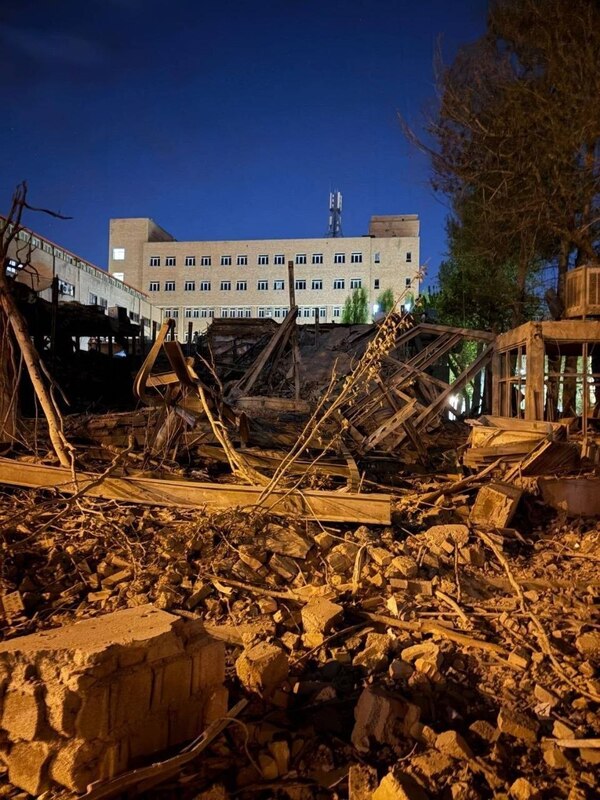  تصاویری از حمله دشمن به دانشگاه صنعتی شریف 