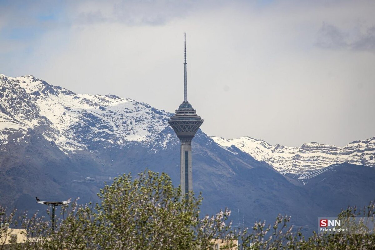 تصاویری دل انگیز از هوای پاک تهران در بهار ۱۴۰۵