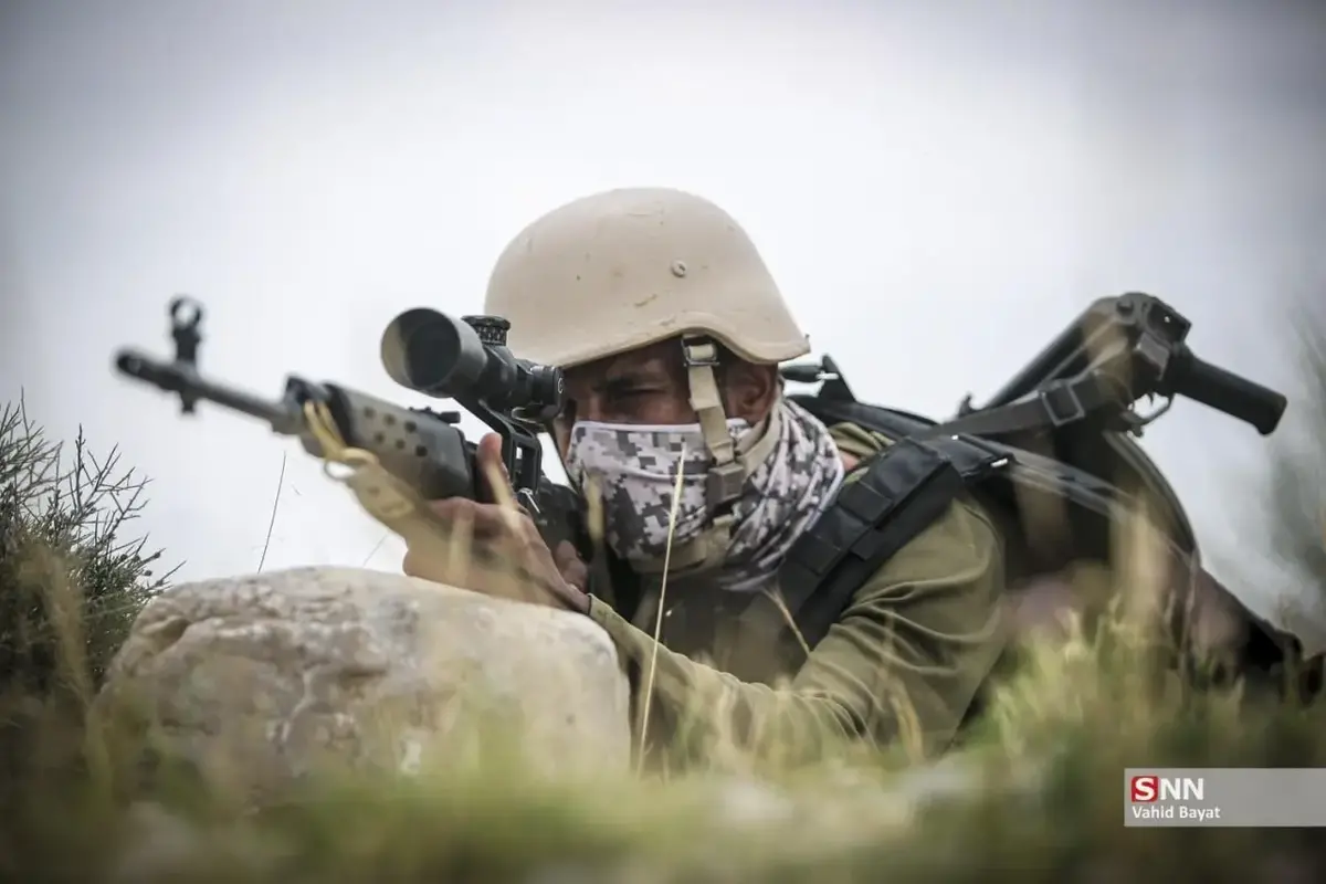 عکس/ استقرار تکاوران ارتش در سواحل جنوب 