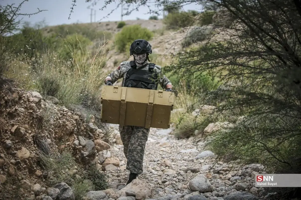 عکس/ استقرار تکاوران ارتش در سواحل جنوب 