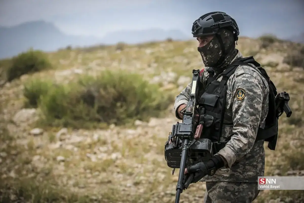 عکس/ استقرار تکاوران ارتش در سواحل جنوب 