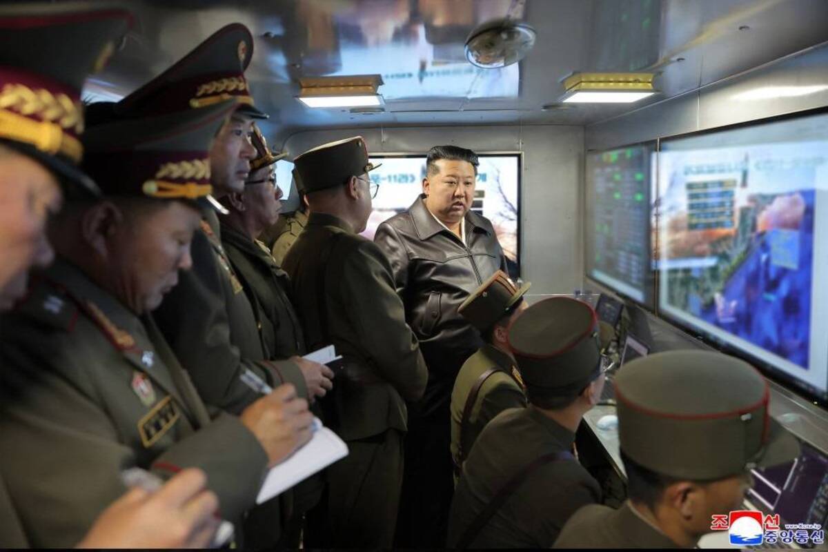 نظارت کیم و دخترش بر آزمایش موشک‌های بالستیک 