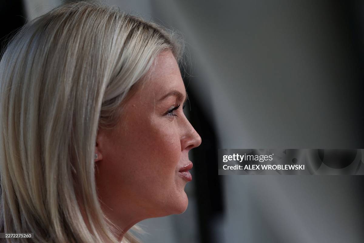 نشست خبری سخنگوی کاخ سفید پیش از زایمان 