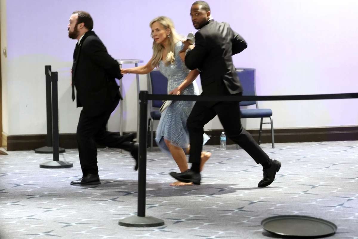 تیراندازی در ضیافت شام خبرنگاران کاخ سفید