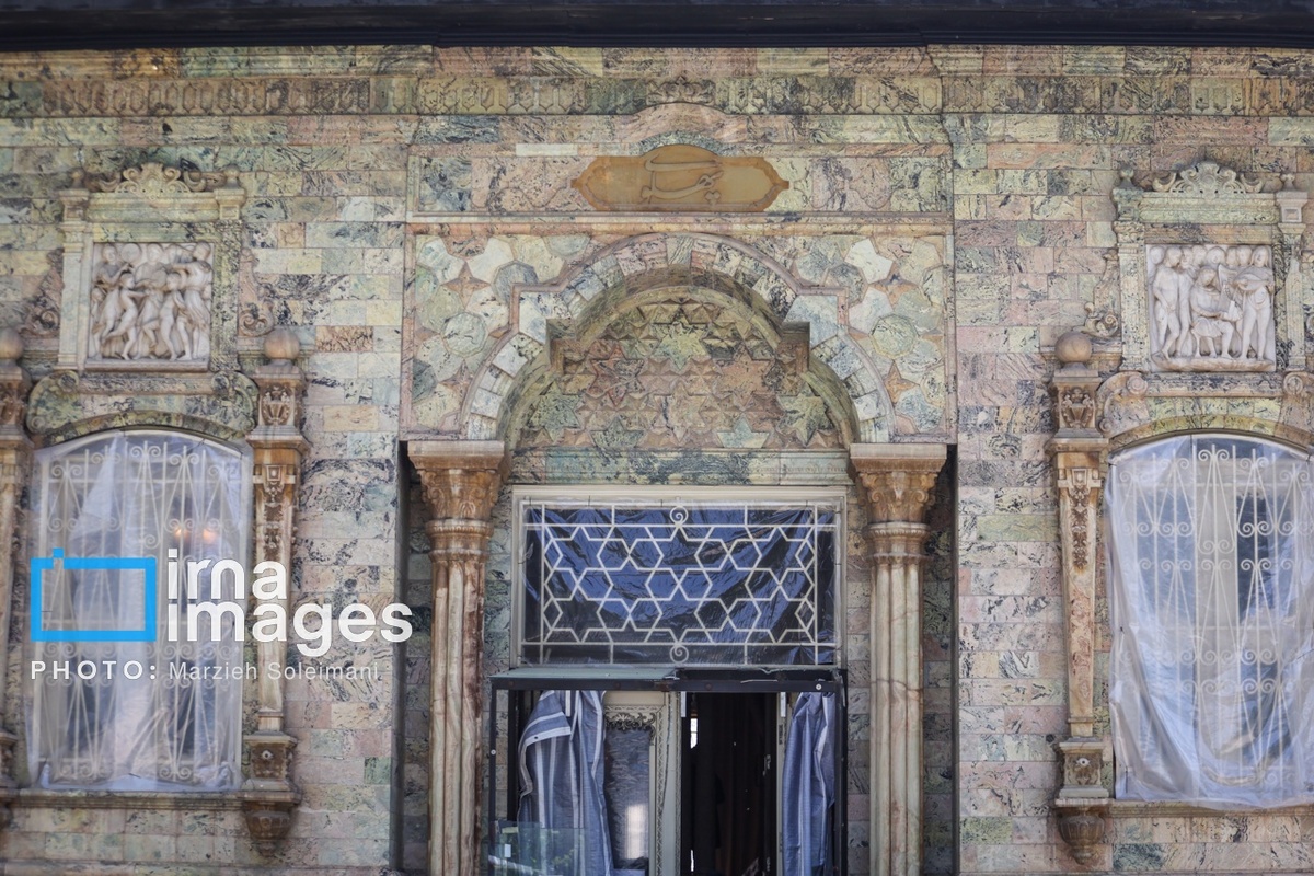  عکس/ خسارات برجا مانده بر کاخ سعدآباد در اثر جنگ