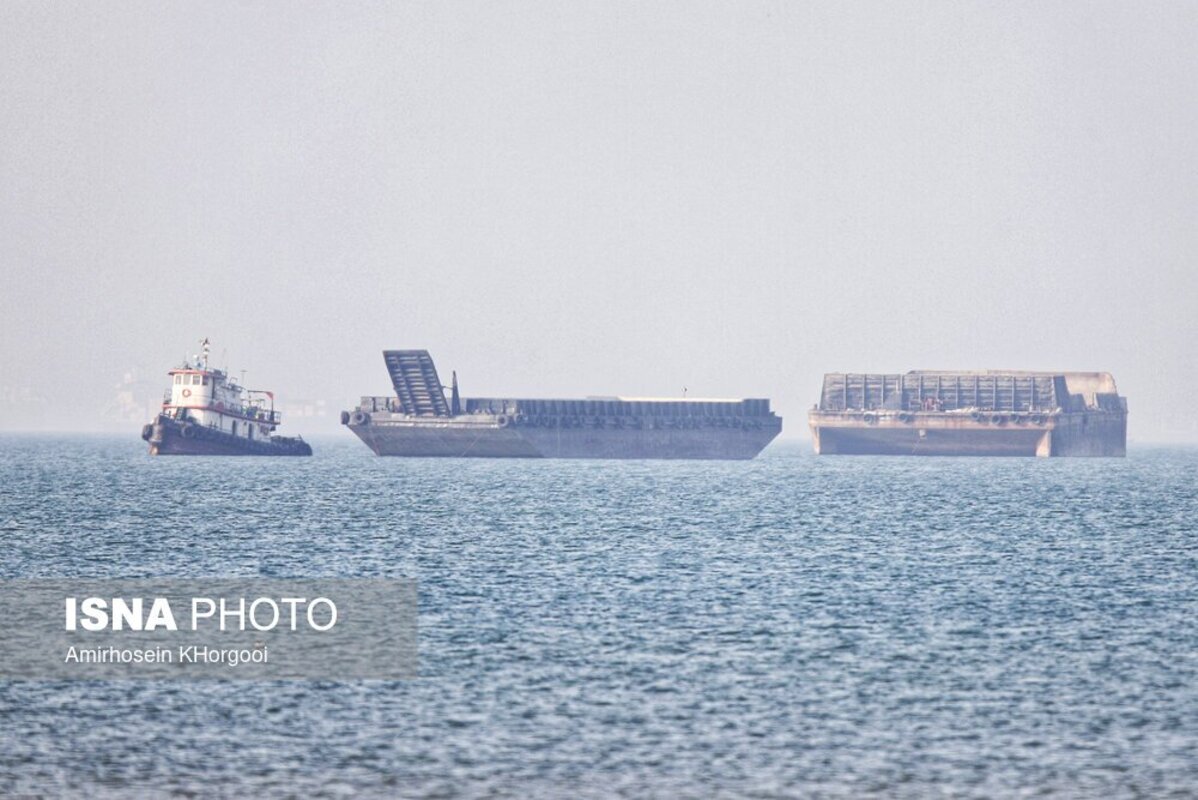 در تنگه هرمز چه خبر است؟