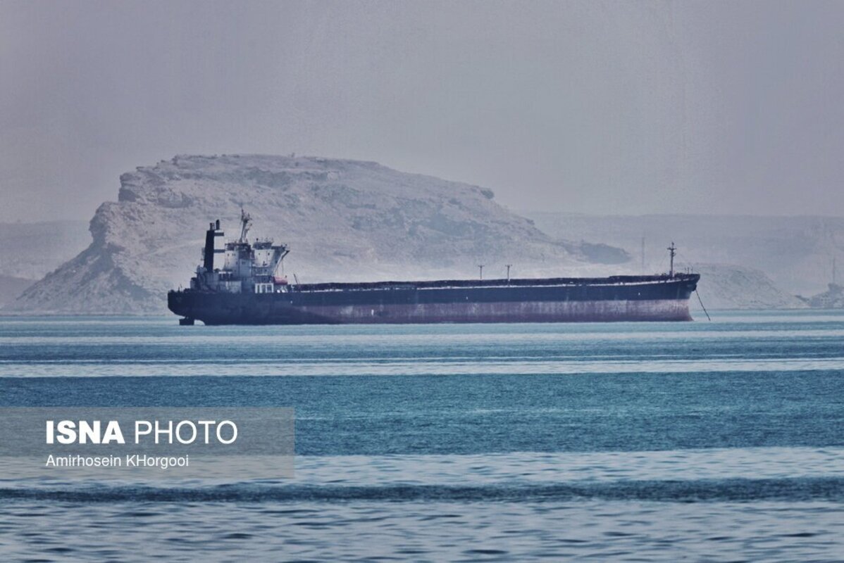 در تنگه هرمز چه خبر است؟