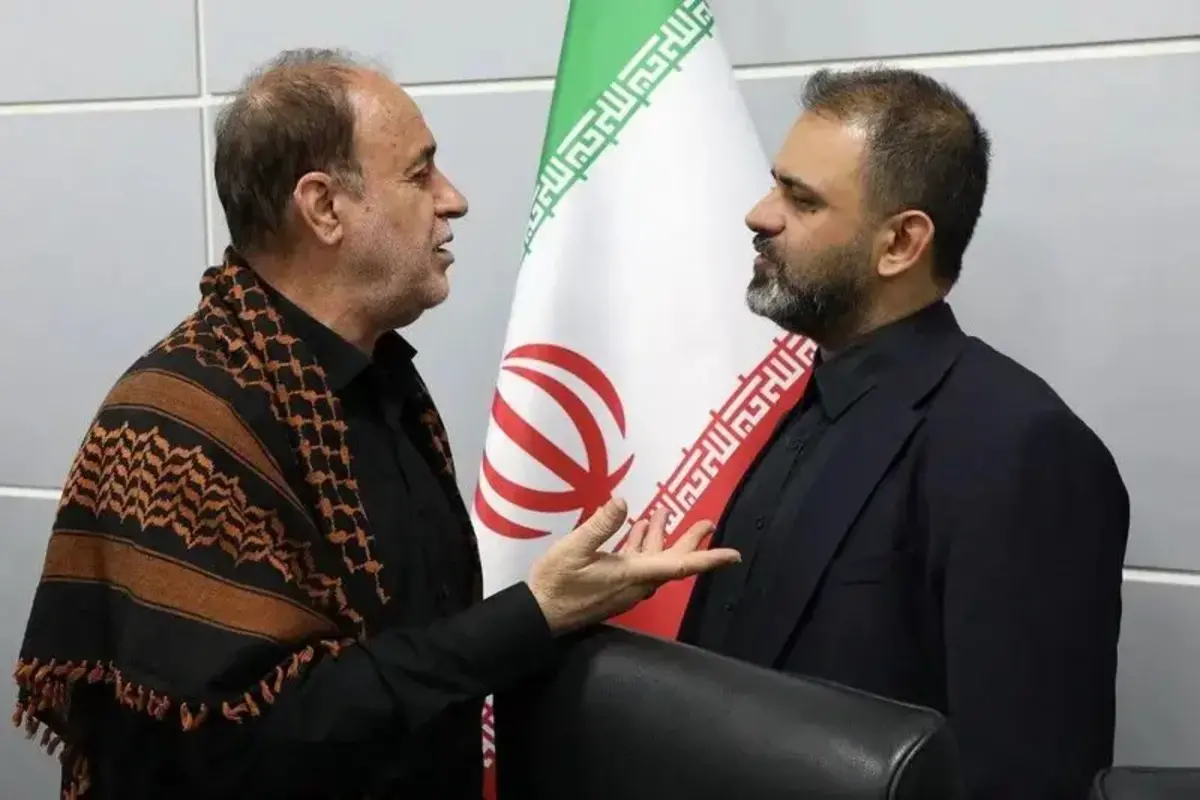 تصاویری از اولین جلسهٔ وبیناریِ مجلس در سال ۱۴۰۵