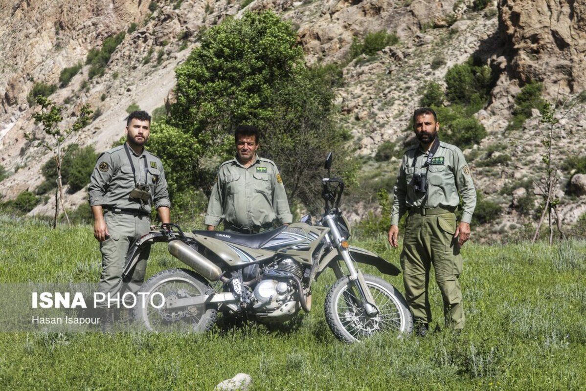 محیط بانان منطقه حفاظت شده سرتنگه سوادکوه