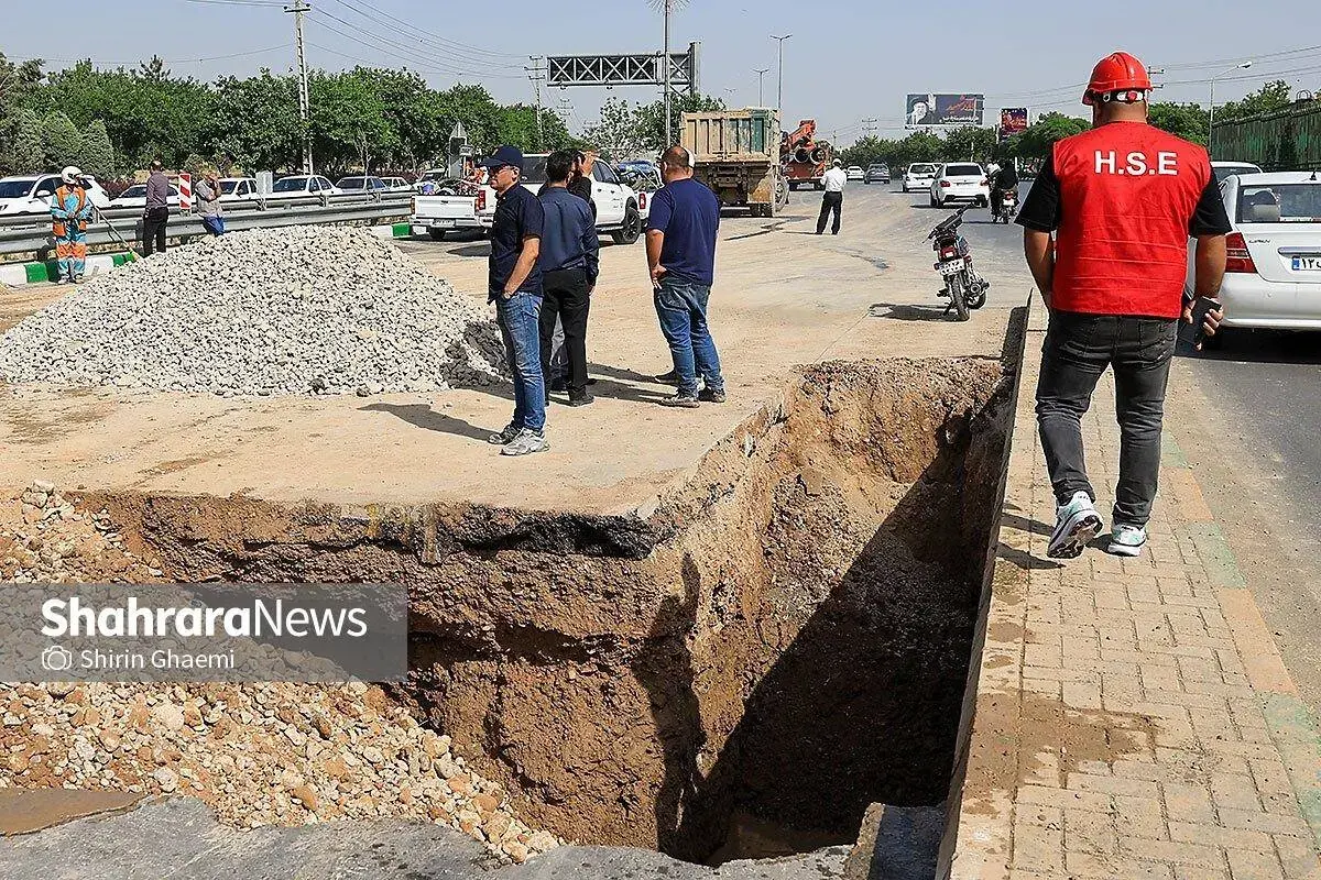 ترکیدگی خط لوله آب اصلی مشهد 