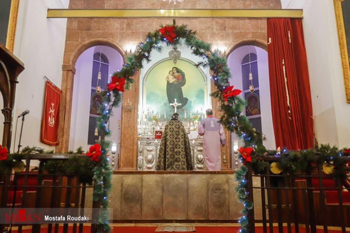 مراسم آغاز سال نو میلادی در کلیسای مریم مقدس