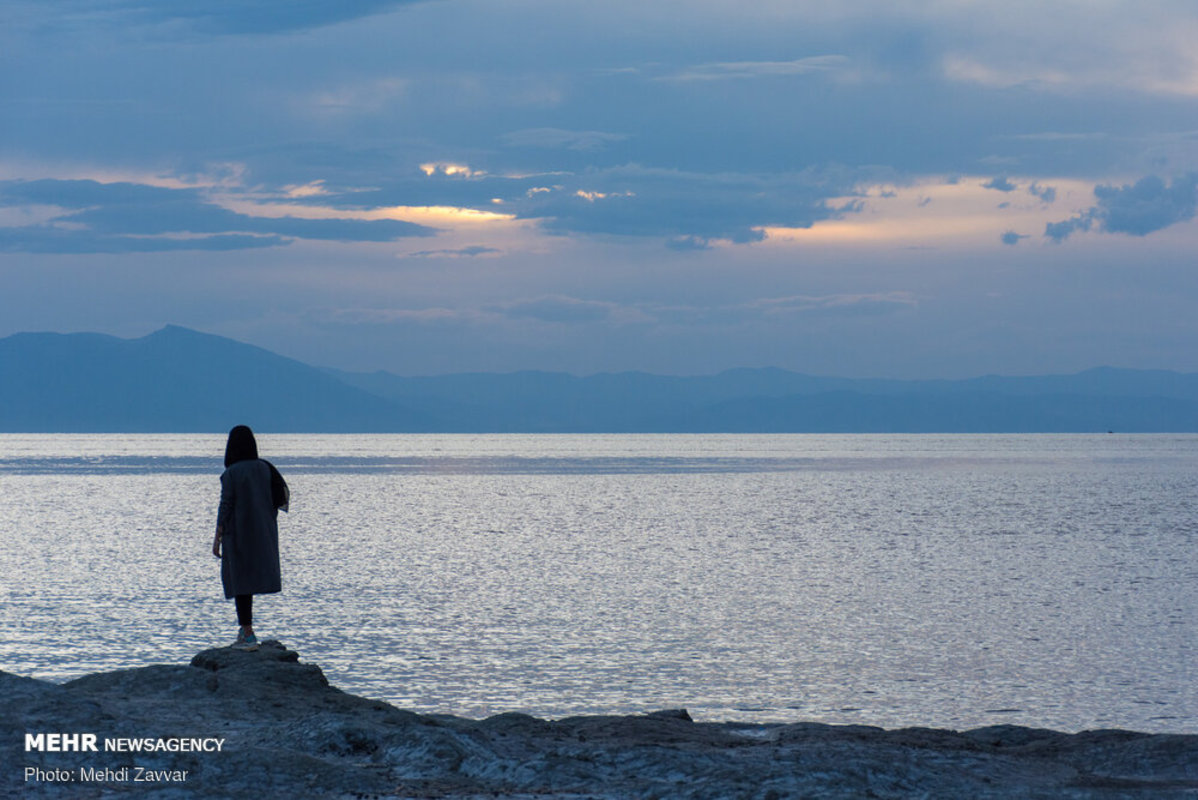 دست طبیعت حامی احیا دریاچه ارومیه