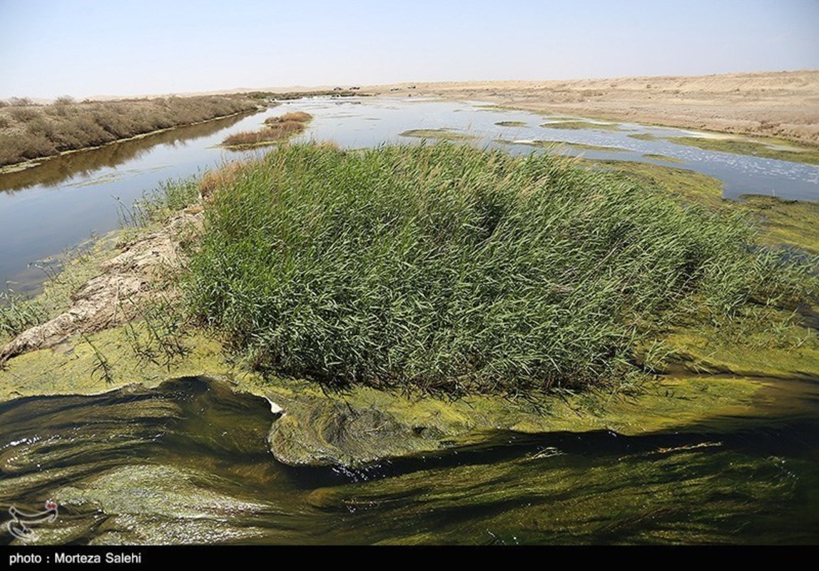 تالاب گاوخونی اصفهان 