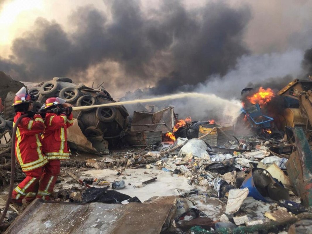 تصاویری از انفجار انبار مواد شیمیایی در بیروت