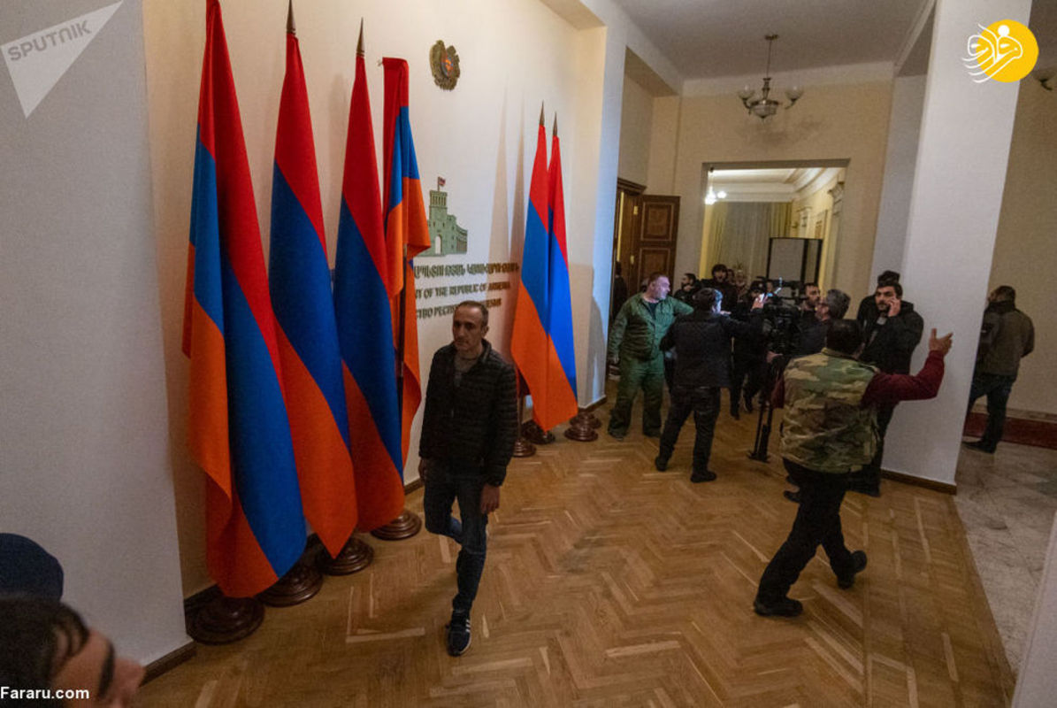 معترضان آتش قره‌باغ پارلمان ارمنستان را تصاحب کردند