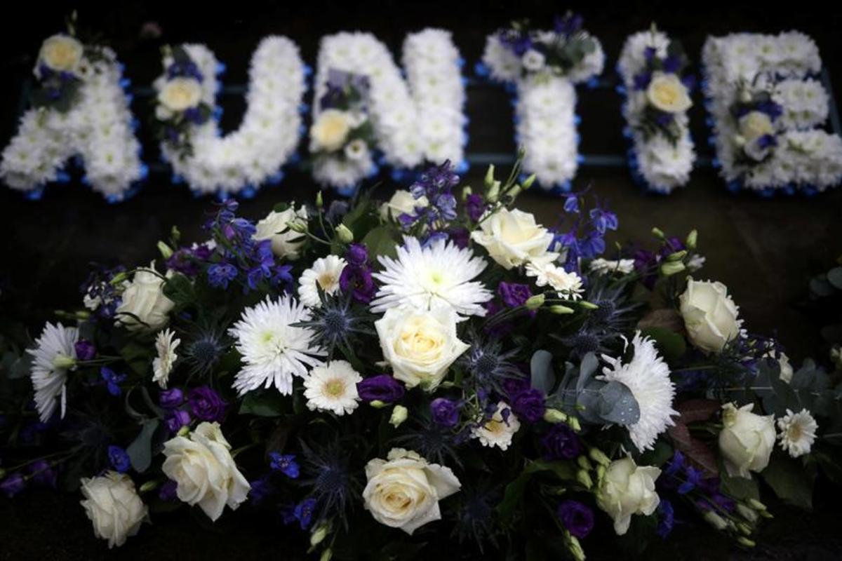 مراسم تشییع مردگان کرونایی در لندن