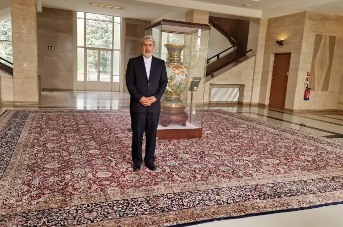 عکس/بازگشت فرش ایرانی به کتابخانه سازمان ملل در ژنو