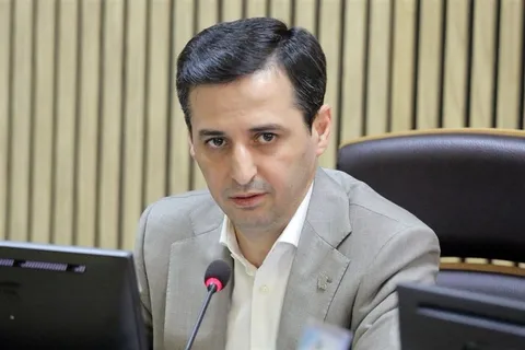 هدف گذاری برداشت ۵ میلیون تن سنگ‌آهن در چادرملو تا آخر سال
