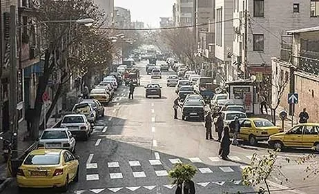 ماجرای برهنگی زن جوان در خیابان پیروزی تهران