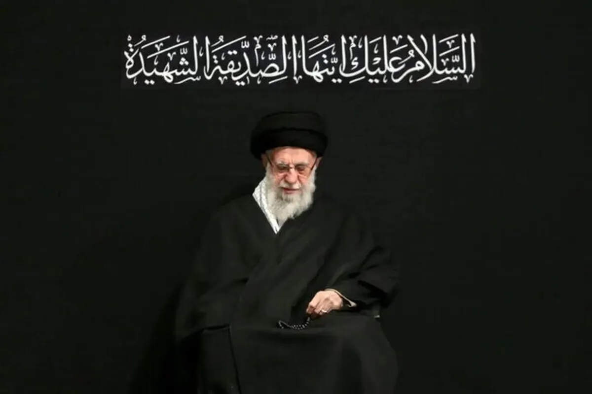 فیلم/ سلام نظامی مردم تهران در مراسم چهلم رهبر شهید انقلاب