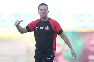 عکس / اوسمار از پرسپولیس جدا شد
