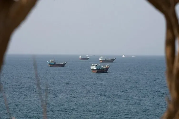  تنگه هرمز 