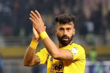 استقلال به دنبال ستاره سابق پرسپولیس!