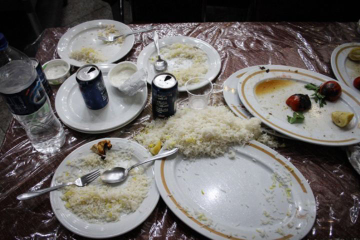 مواد غذایی در ایران چگونه اسراف میشود؟ مواد غذایی در ایران چگونه اسراف میشود؟