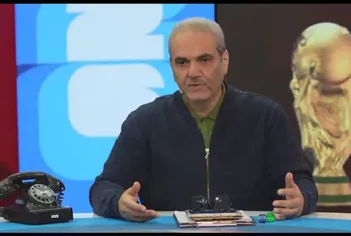فیلم / قهر جواد خیابانی روی آنتن زنده برنامه!