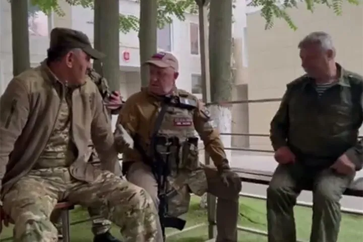 حرکت ۴ کاروان نظامی واگنر به سمت مسکو