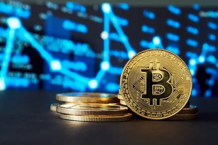توافق ایران و آمریکا چه بلایی سر قیمت بیت‌کوین و طلا می‌آورد؟
