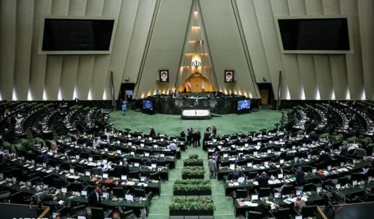 نامه بیش از ۱۰۰ نماینده به روحانی به علت تبعیض در متناسب سازی حقوق بازنشستگان
