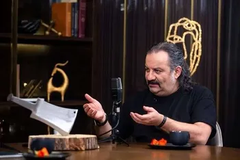 عکس / کنایه سنگین مهراب قاسم خانی به قیمت این روز‌های دلار