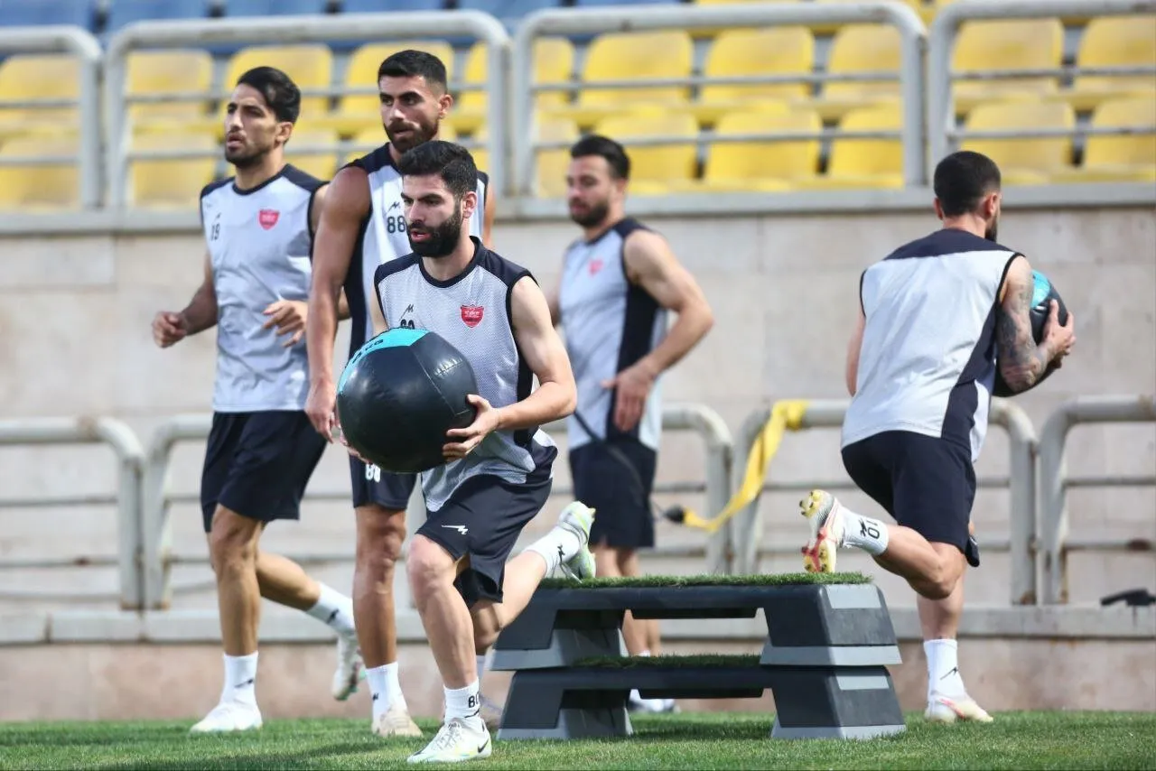 تکمیل ارتش سرخ‌پوشان برای نبرد با النصر