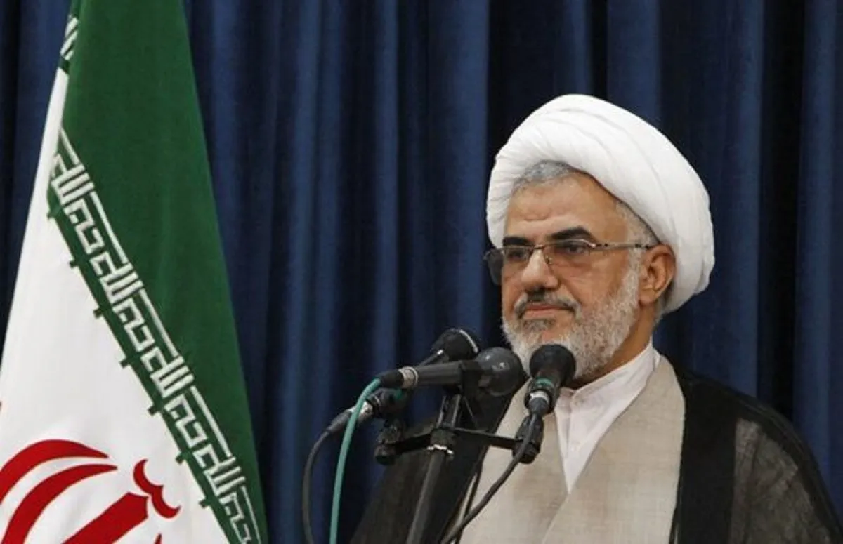 امام جمعه هرمزگان: ایران در معرض تهدید است