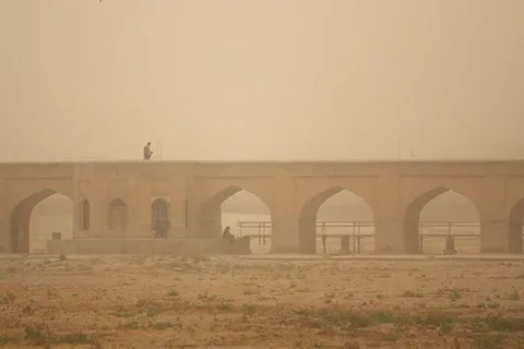 اصفهان در محاصره کانون‌های بحرانی گرد و غبار