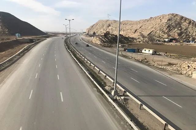 کاهش ۴.۴ درصدی تردد در جاده‌ها نسبت به دیروز