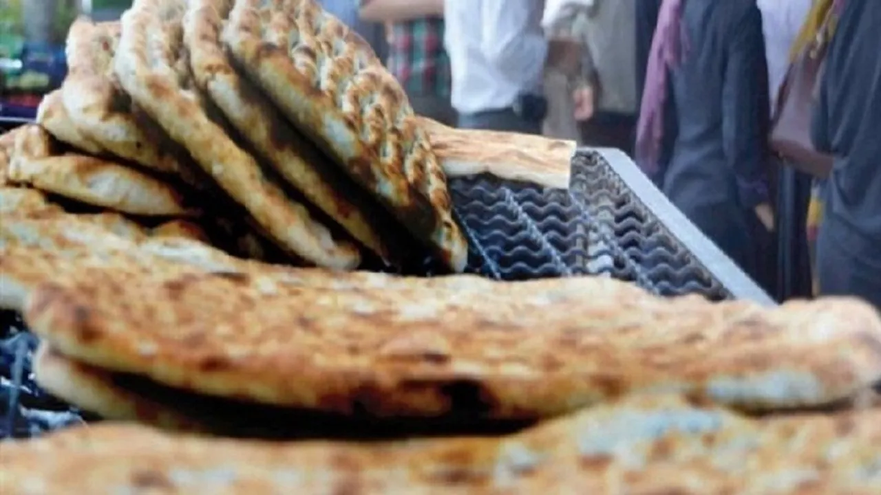 چرا نانوایی‌ها تعطیل می‌شوند؟ /درخواست برخی نانوایی‌ها برای افزایش قیمت نان