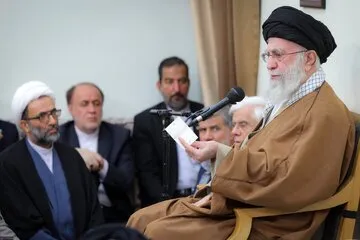 توصیه مهم رهبر انقلاب به مسئولان: توجه به همسران و فرزندانتان را فراموش نکنید
