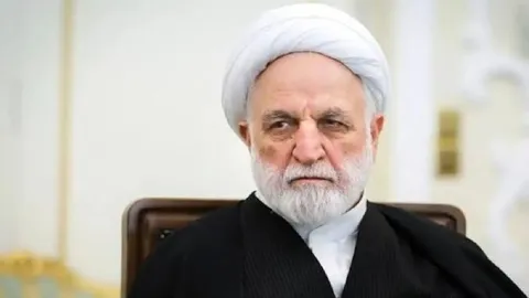 اژه ای خطاب به متهم تراستی: منت سر کسی نگذارید