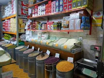 خبر فوری از بازار مواد غذایی؛ برنج و حبوبات ارزان شد