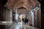اواخر اسفند ۱۳۹۹ وضعیت شهر ارومیه نارنجی گزارش شده بود که این عامل باعث ممنوعیت سفر به این شهر در دوران سفر های نوروزی سال ۱۴۰۰ شد اما با این حال روند رو به رشد مبتلایان به کووید ۱۹ در این شهر موجب شده تا این شهر در هفته دوم فروردین در لیست شهر های قرمز کرونایی قرار بگیرد.