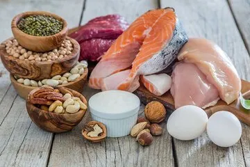 روزانه چقدر پروتئین مصرف کنیم؟