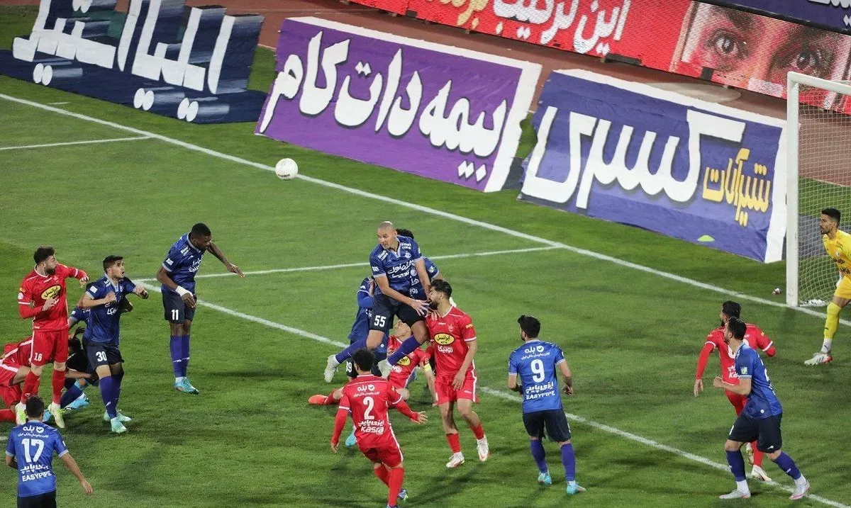 بررسی مسیر استقلال و پرسپولیس تا پایان لیگ