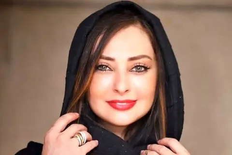 عکس / استایل رنگی و شاد نفیسه روشن در ۴۴ سالگی
