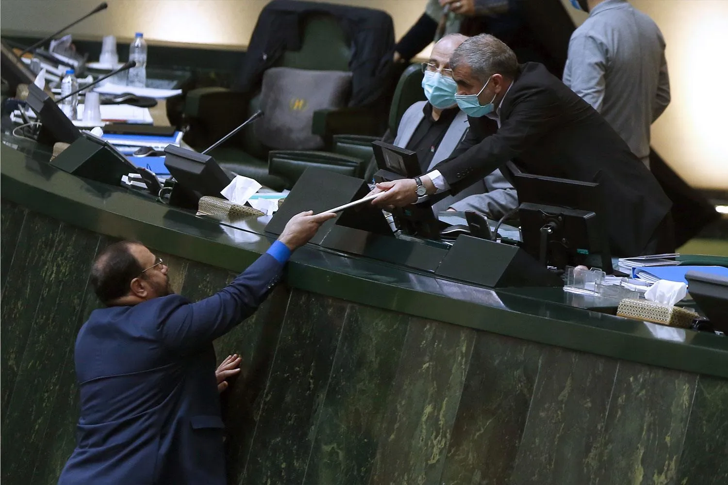 مین‌گذاری بودجه ۱۴۰۰ برای رئیس جمهور بعدی/ اعداد شگفت‌انگیز آخرین بودجه قرن کدام است؟