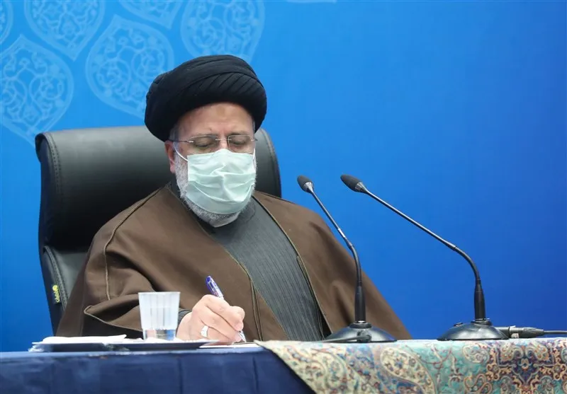 رئیسی مصوبه افزایش ظرفیت پزشکی را ابلاغ کرد