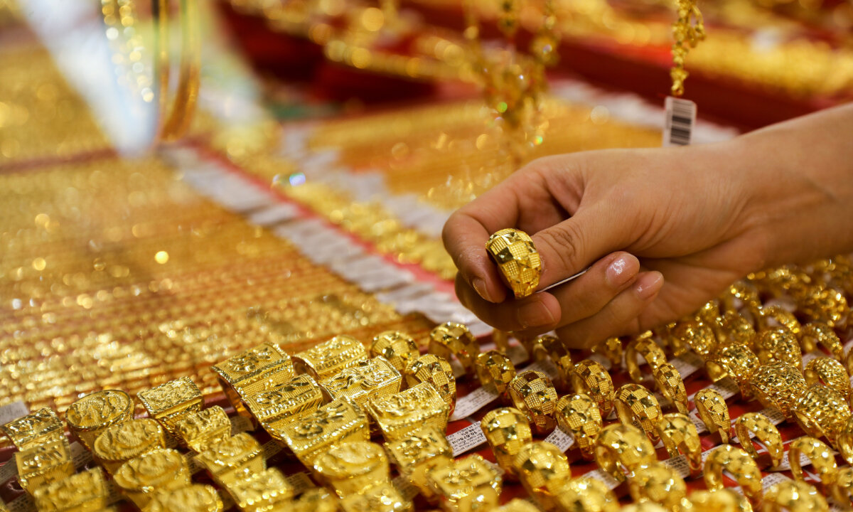 پیش‌بینی قیمت طلا