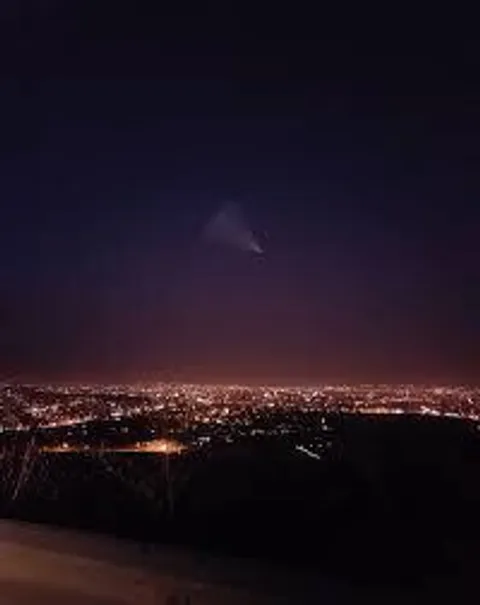 فیلم/ پرنده ناشناس در آسمان تهران